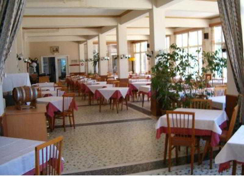 Nireus Hotel Néa Mákri Exteriér fotografie