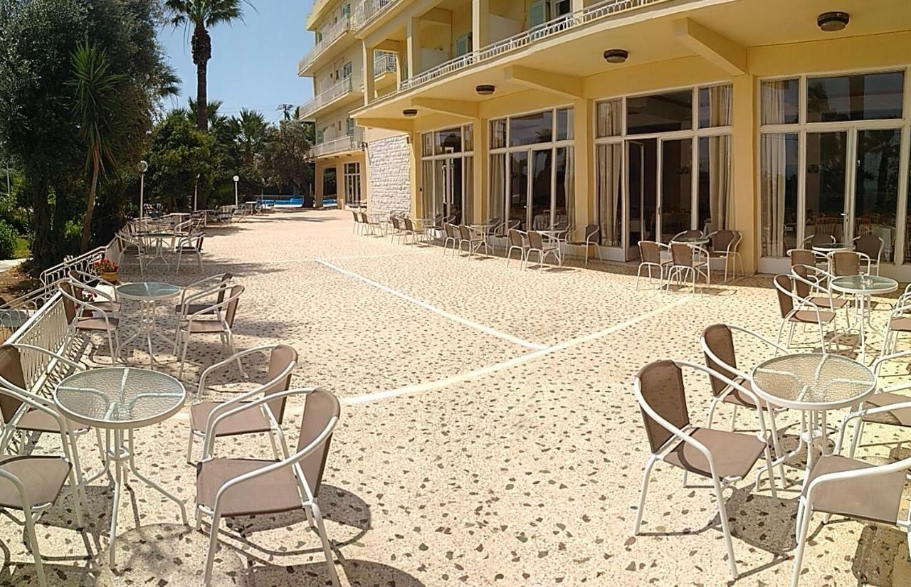 Nireus Hotel Néa Mákri Exteriér fotografie